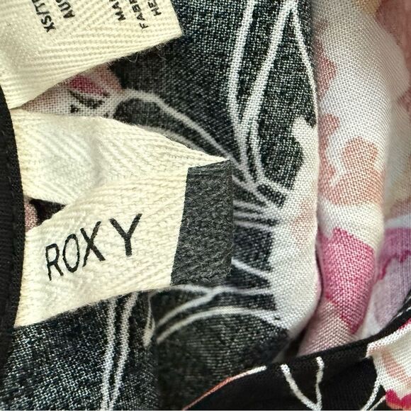 Roxy Black and Pink Floral Sundress with Ruffle Hem and Spaghetti Straps XS - Picture 3 of 12